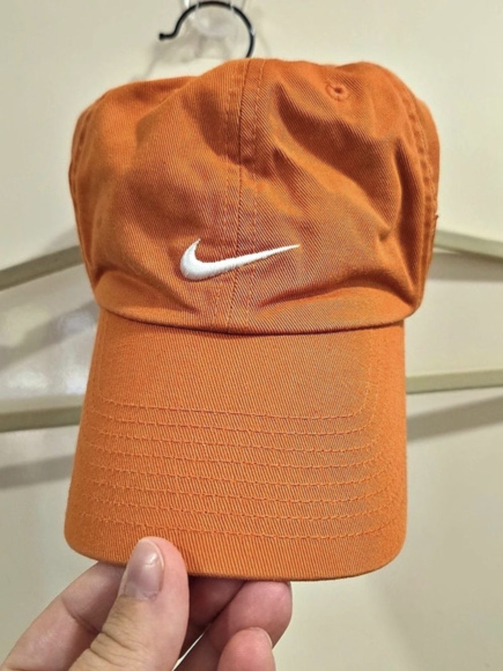 Nike Heritage86 Metal Swoosh Cap Orange